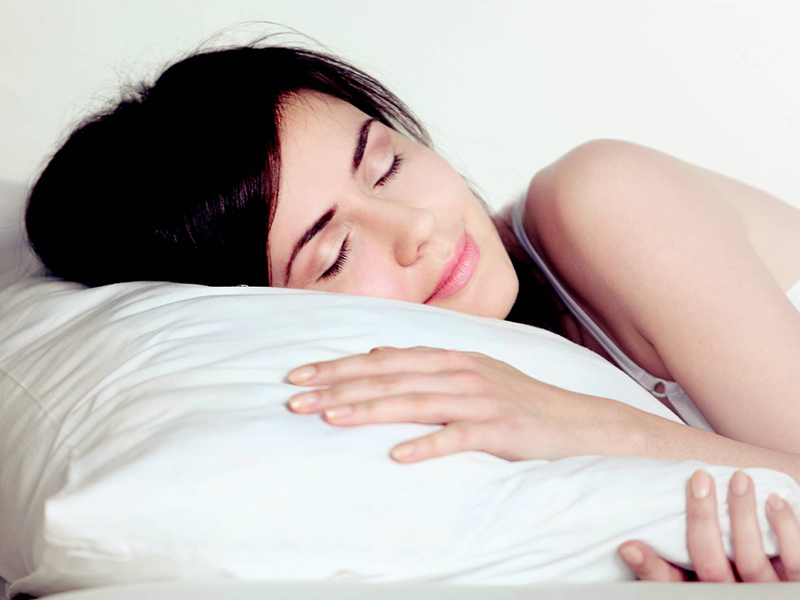 Tránh đau vai gáy khi ngủ